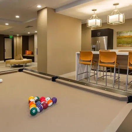 Holiday In La - 1Br With Free Parking, Laundry, Pool Los Angeles Exterior photo